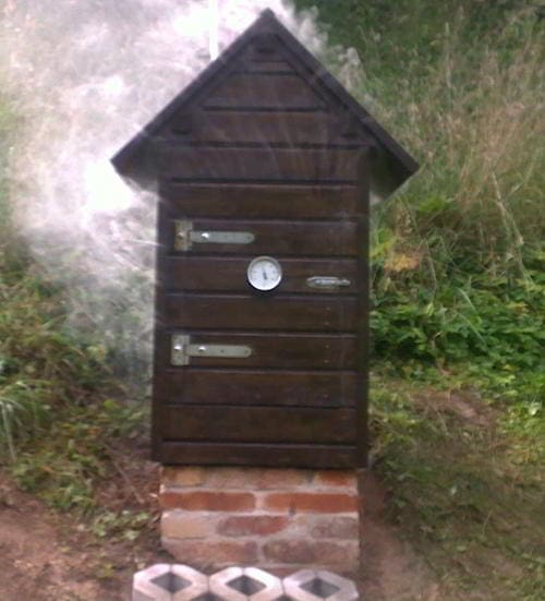 how to build a smokehouse