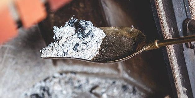 30 Survival Uses For Wood Ashes You Never Thought Of