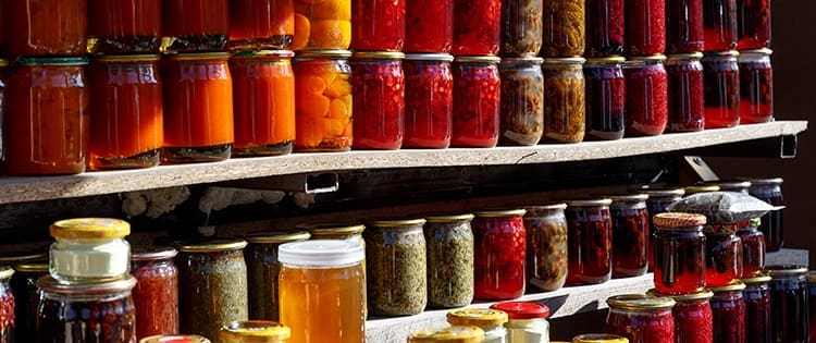 10 Amish Canning Recipes You Should Know About