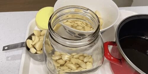 How To Make Pickled Garlic (And Why You Should Do It)