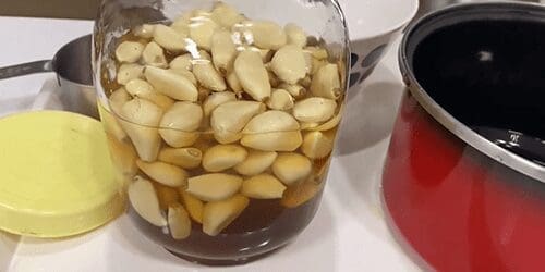 How To Make Pickled Garlic (And Why You Should Do It)