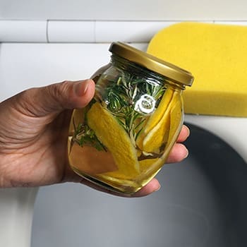 8 Household Uses for Rosemary - medicinal purposes