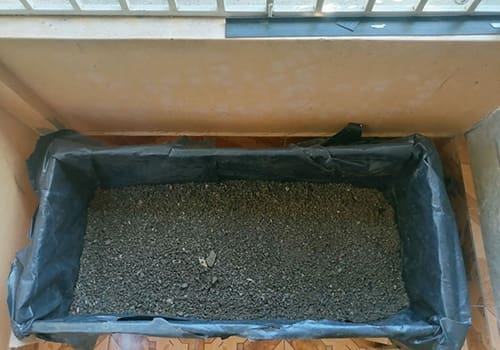 DIY Self-Watering Raised Garden Beds