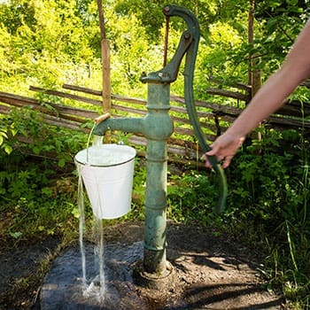 How to Get Running Water When the Next Hurricane Hits