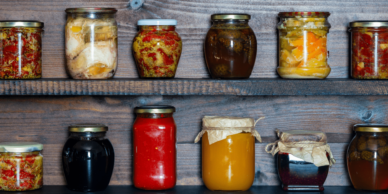 14 Foods You Should Preserve in Honey